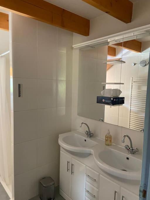 Appartement Familial A Crots Екстериор снимка